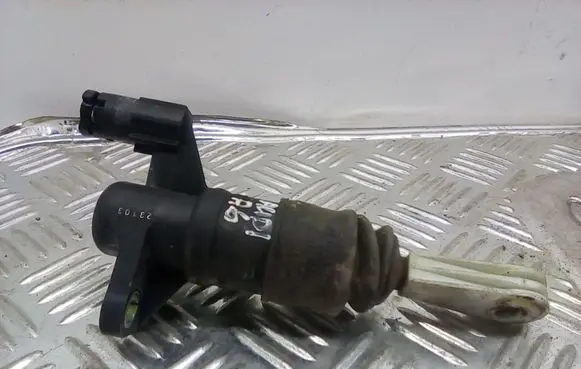 Clutch master cylinder