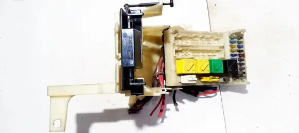 Ford Mondeo MK I Fuse box set 93BG14A073EF 93BG-14A073-EF