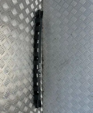 Volkswagen Phaeton Front bumper mounting bracket 3d0807192b