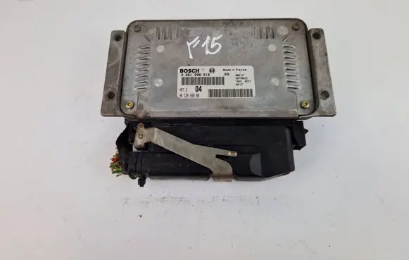 Peugeot 206 Engine control unit/module 9632693980 0261206216