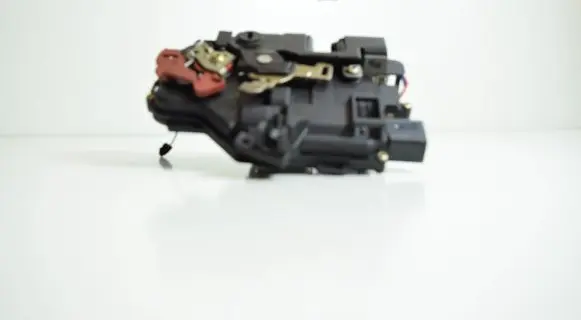 Audi A2 Rear door lock 8Z0839016D