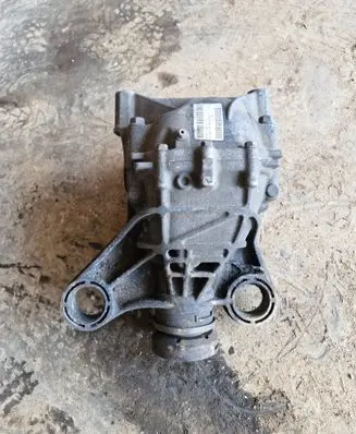Jaguar F-Pace Rear differential HK834A213FC SW1017072070438