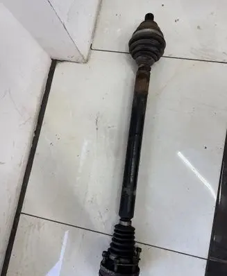 Volkswagen PASSAT B6 Front driveshaft 