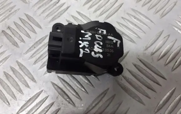 Ford Focus Central body control module 3M5H-19E616-AA
