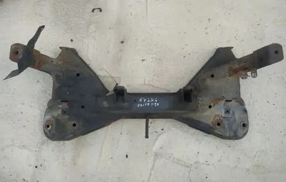 Volvo S40, V40 Front subframe