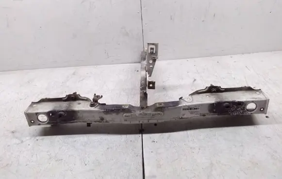 Toyota Corolla Verso AR10 Top upper radiator support slam panel