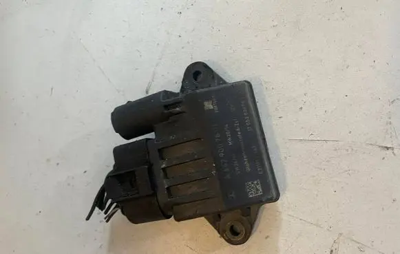 Mercedes-Benz ML W164 Glow plug pre-heat relay A6429007801 17053026741