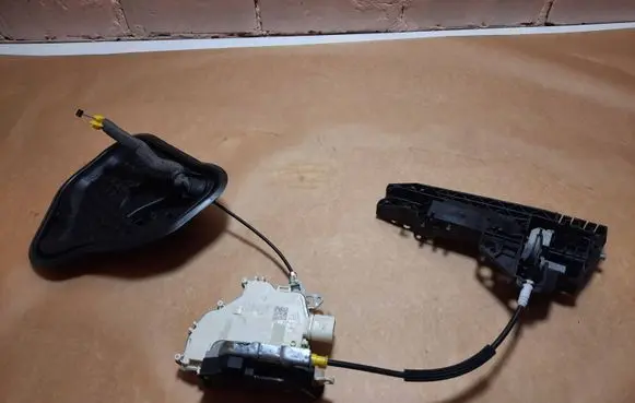 Audi A6 S6 C7 4G Rear door lock 4G0839016E 4H0837886 4G0839916A