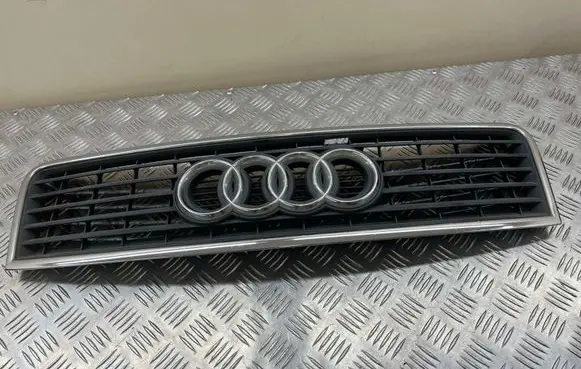 Audi A6 S6 C5 4B Front grill