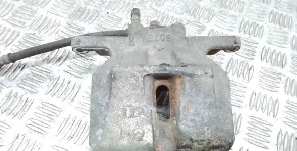 Mazda CX-5 II Front brake caliper 6070