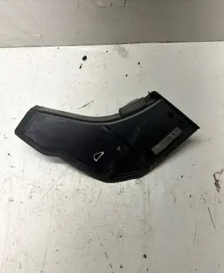 Land Rover Range Rover Velar Rear/tail light trim molding 