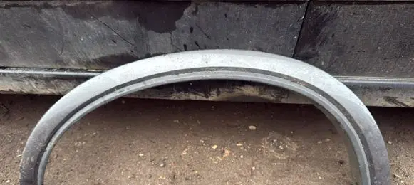 Front arch trim