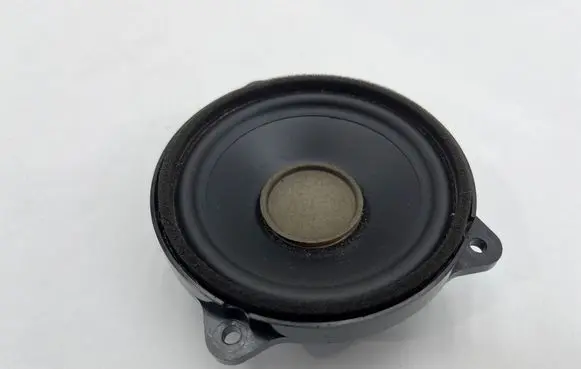 Jaguar XE Panel speaker GX7318808EA