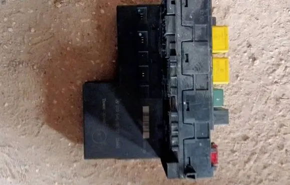 Mercedes-Benz E W210 SAM control unit A019545563