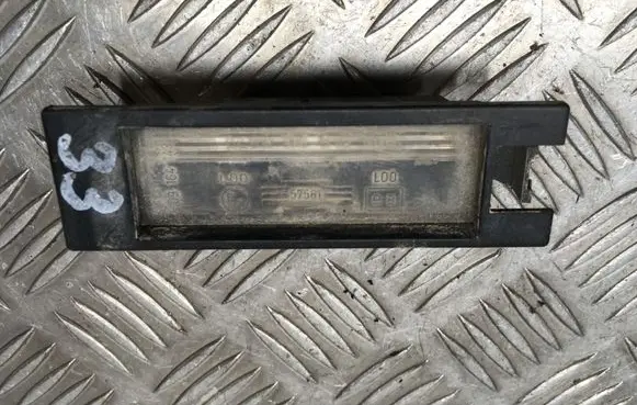 Opel Zafira B Number plate light 09164143 E357581