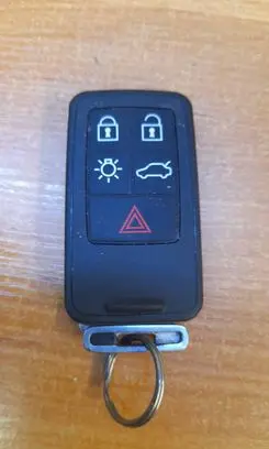 Volvo V70 Ignition key/card 