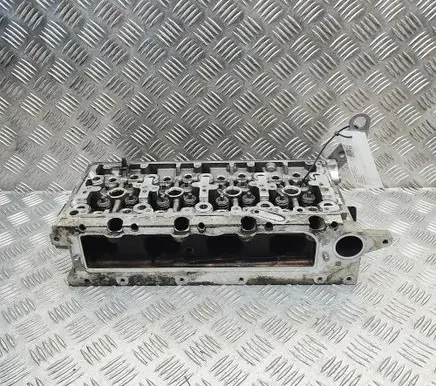 Volkswagen Golf VII Engine head 04L103373E