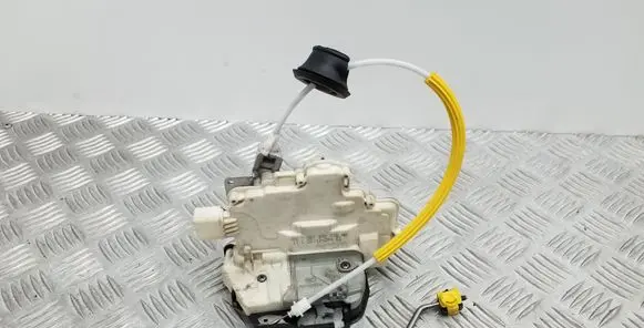 Seat Exeo (3R) Rear door lock 8E0839015AA