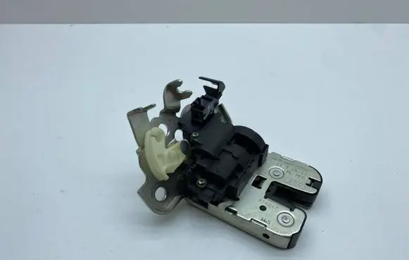 Audi A7 S7 4G Tailgate/trunk/boot lock/catch/latch 8K9827505A