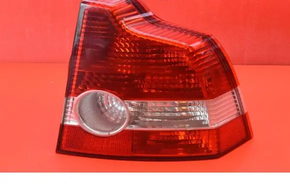 Volvo S40 Rear/tail lights 30698913