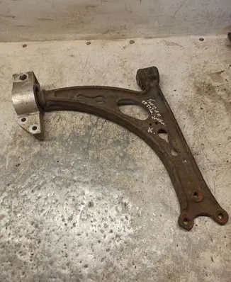 Volkswagen Touran I Front lower control arm/wishbone