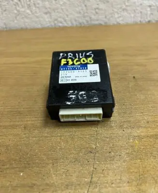 Toyota Prius (XW30) Sunroof control unit/module 8716647010 F3600