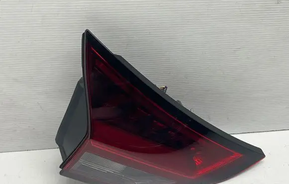 Nissan Rogue Tailgate rear/tail lights 2268D033