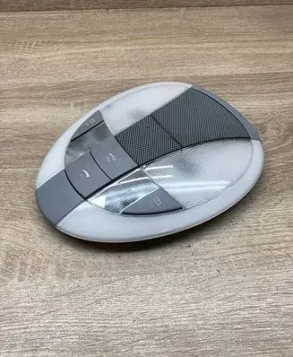 Mercedes-Benz E W211 Front seat light A2118206701 2JM008257