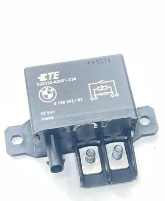 BMW 6 F06 Gran coupe Coolant fan relay V23132A2001X30 9198302