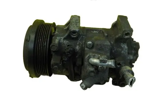 Toyota Avensis T270 Air conditioning (A/C) compressor (pump) 4472601496