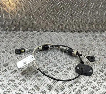 Volvo V70 Gear shift cable linkage 31367802