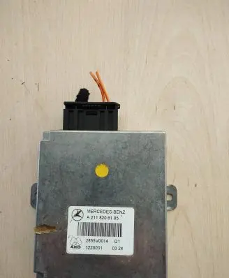 Mercedes-Benz E W211 Other control units/modules A2118206185 3220031 2855V0014