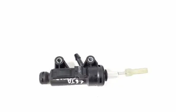 Clutch master cylinder