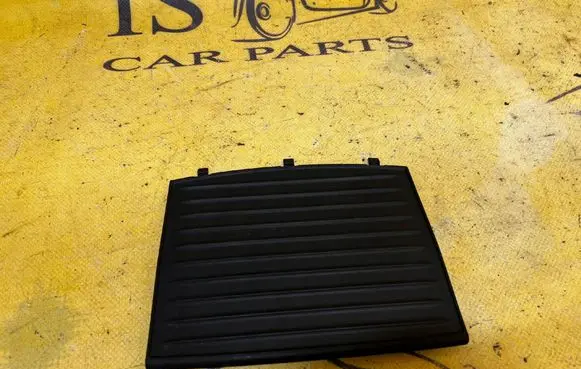 BMW 5 G30 G31 G38 Rear storage box compartment pad/mat 9383667