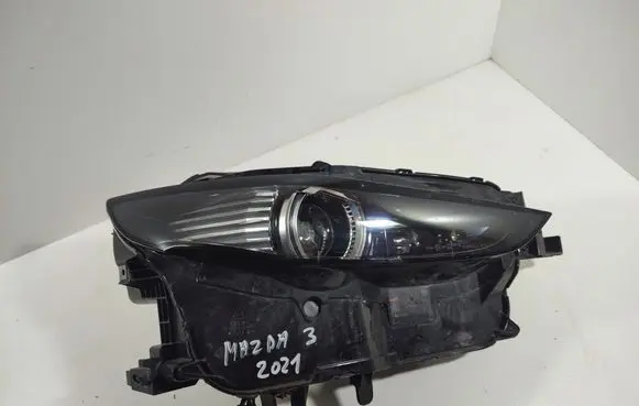 Mazda CX-30 Headlight/headlamp DFR751030