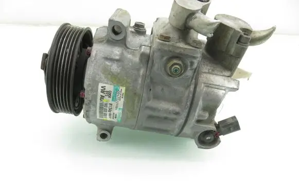 Volkswagen Golf V Air conditioning (A/C) compressor (pump) 1K0820859F