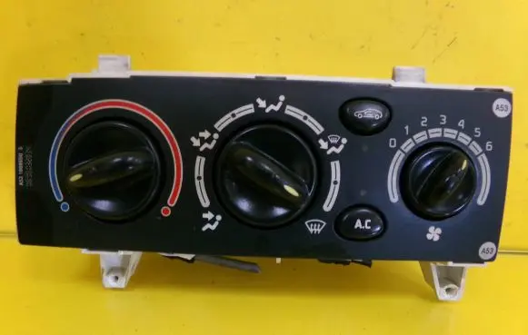 Renault Scenic I Climate control unit 651947U