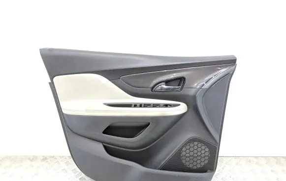 Opel Mokka X Front door card panel trim