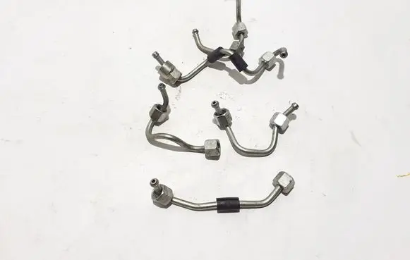Nissan Qashqai Fuel injector supply line/pipe
