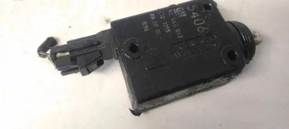 Opel Zafira A Central locking motor 9046062 1101215