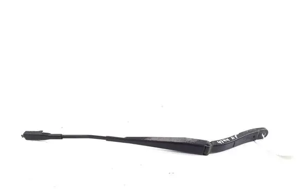 Mercedes-Benz ML W164 Front wiper blade arm A1648200540