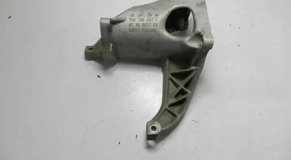 Volkswagen Sharan Engine mounting bracket 7M0199207C