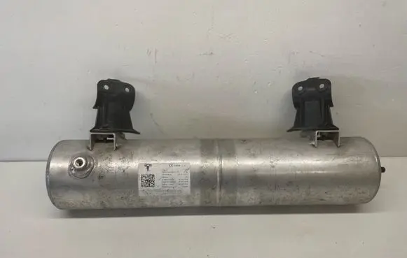 Tesla Model S Air conditioning (A/C) air dryer 145764500A 1457645