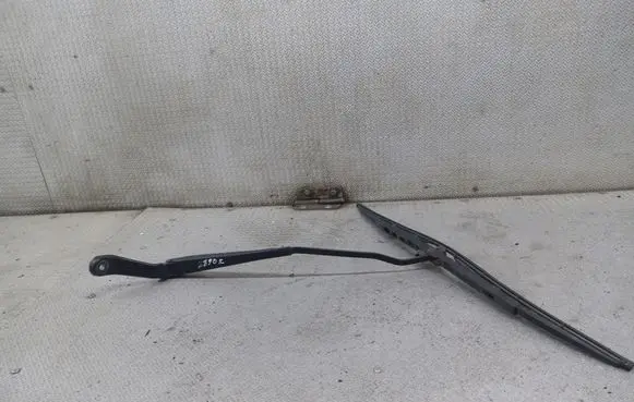 Volkswagen Sharan Windshield/front glass wiper blade 7M1955409A