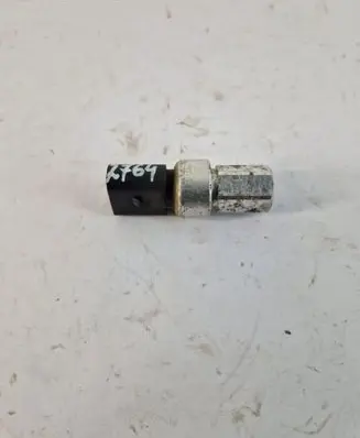Volkswagen Tiguan Oil pressure sensor 1k0959126d