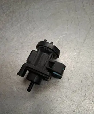 Mercedes-Benz E W210 Turbo solenoid valve 0005450427