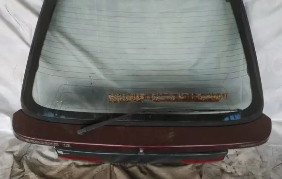 Renault 19 Tailgate/trunk/boot lid vysninis