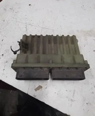 Opel Zafira A Coolant fan relay 09131732