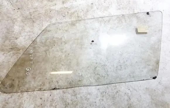 Volkswagen PASSAT B2 Rear side window