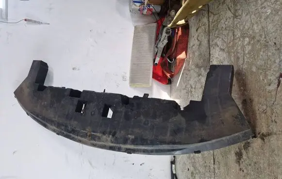 Mazda CX-7 Front bumper skid plate/under tray H10500S0 K3006
